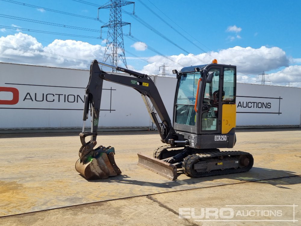 2021 Volvo ECR25D - Mini escavadeira: foto 1 2021 Volvo ECR25D - Mini escavadeira: foto 1