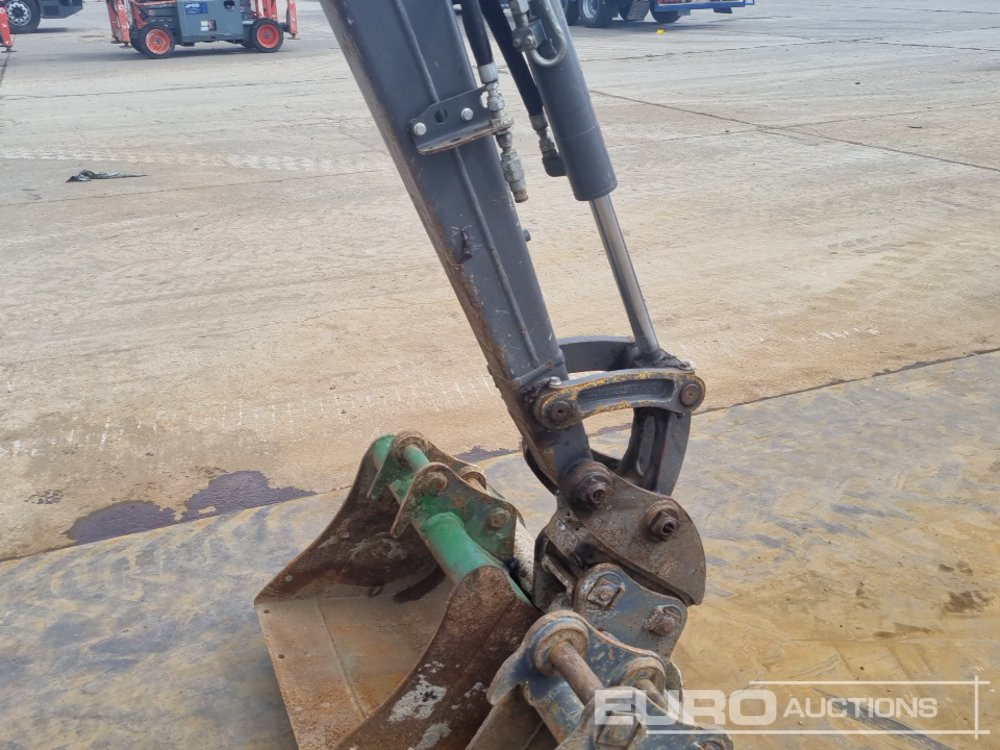 Mini escavadeira 2021 Volvo ECR25D: foto 22