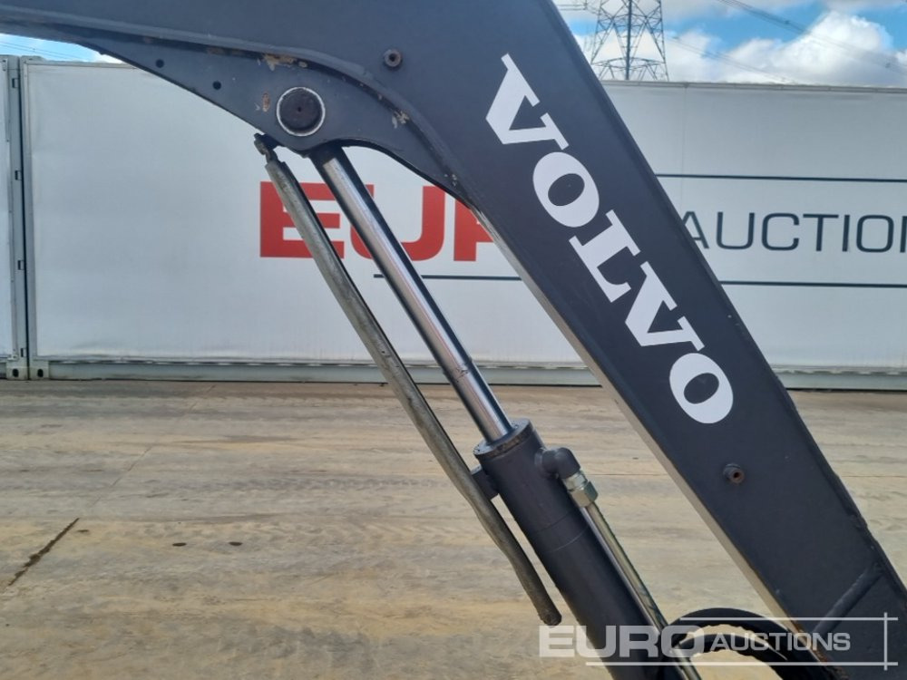 Mini escavadeira 2021 Volvo ECR25D: foto 12