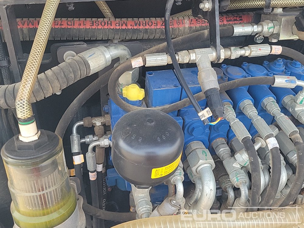 Mini escavadeira 2021 Volvo ECR58F: foto 28