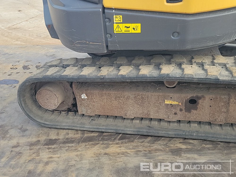Mini escavadeira 2021 Volvo ECR58F: foto 14