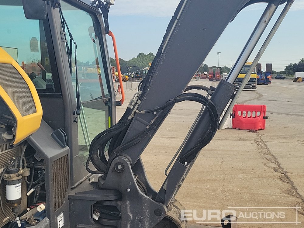 Mini escavadeira 2021 Volvo ECR58F: foto 17