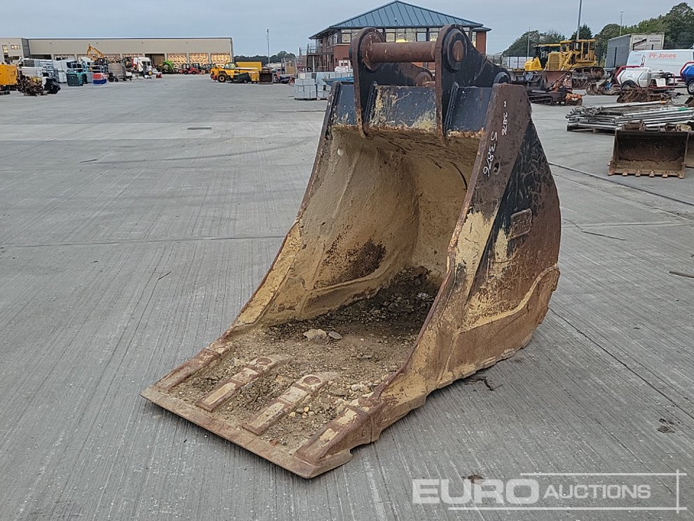 2022 Hill 40" Digging Bucket 90mm Pin to suit 30 Ton Excavator - Balde: foto 1 2022 Hill 40" Digging Bucket 90mm Pin to suit 30 Ton Excavator - Balde: foto 1