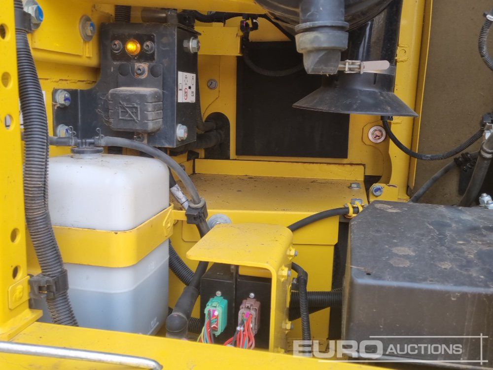 Escavadora de rastos 2022 Komatsu PC210LC-11E0: foto 36
