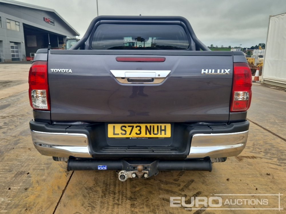 2023 Toyota Hilux - Pick-up: foto 4 2023 Toyota Hilux - Pick-up: foto 4