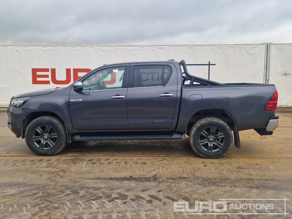 2023 Toyota Hilux - Pick-up: foto 2 2023 Toyota Hilux - Pick-up: foto 2