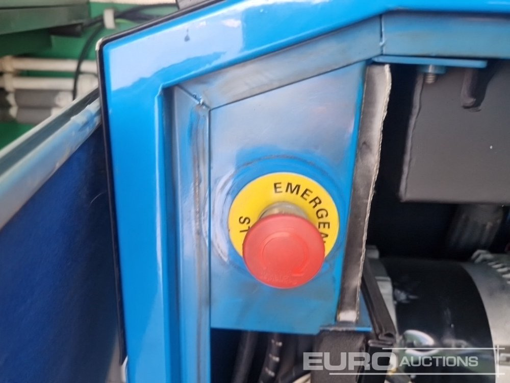 Contentor marítimo 22' x 9' Welfare Unit, Drying Room, W/C, 6kVA Stephill Generator (Cannot Be Reconsigned): foto 28