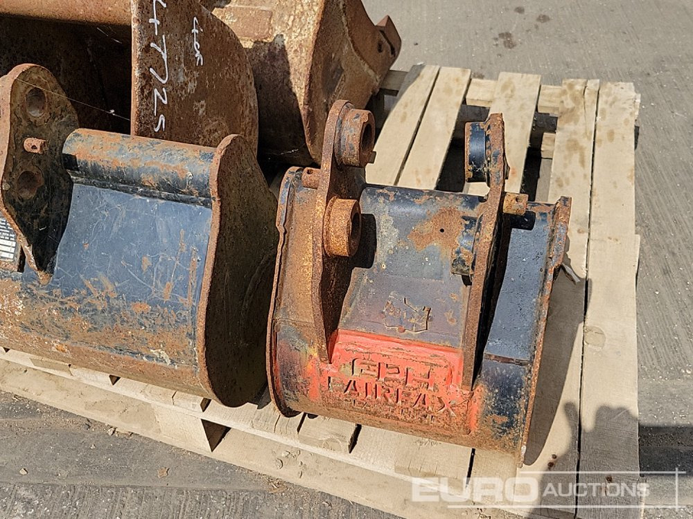 Balde 24", 24", 12", 12" Digging Bucket 30-35mm Pin to suit Mini Excavator: foto 16