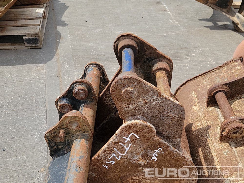 Balde 24", 24", 12", 12" Digging Bucket 30-35mm Pin to suit Mini Excavator: foto 22