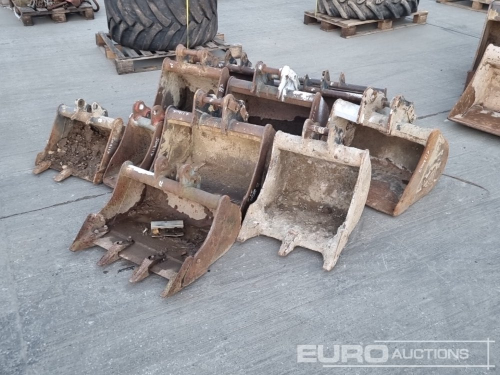 30", 30" Ditching, 24", 24", 24", 24", 24", 18", 18", 18", 9" Digging Bucket 25-35mm Pin to suit Mini Excavator - Balde: foto 1 30", 30" Ditching, 24", 24", 24", 24", 24", 18", 18", 18", 9" Digging Bucket 25-35mm Pin to suit Mini Excavator - Balde: foto 1