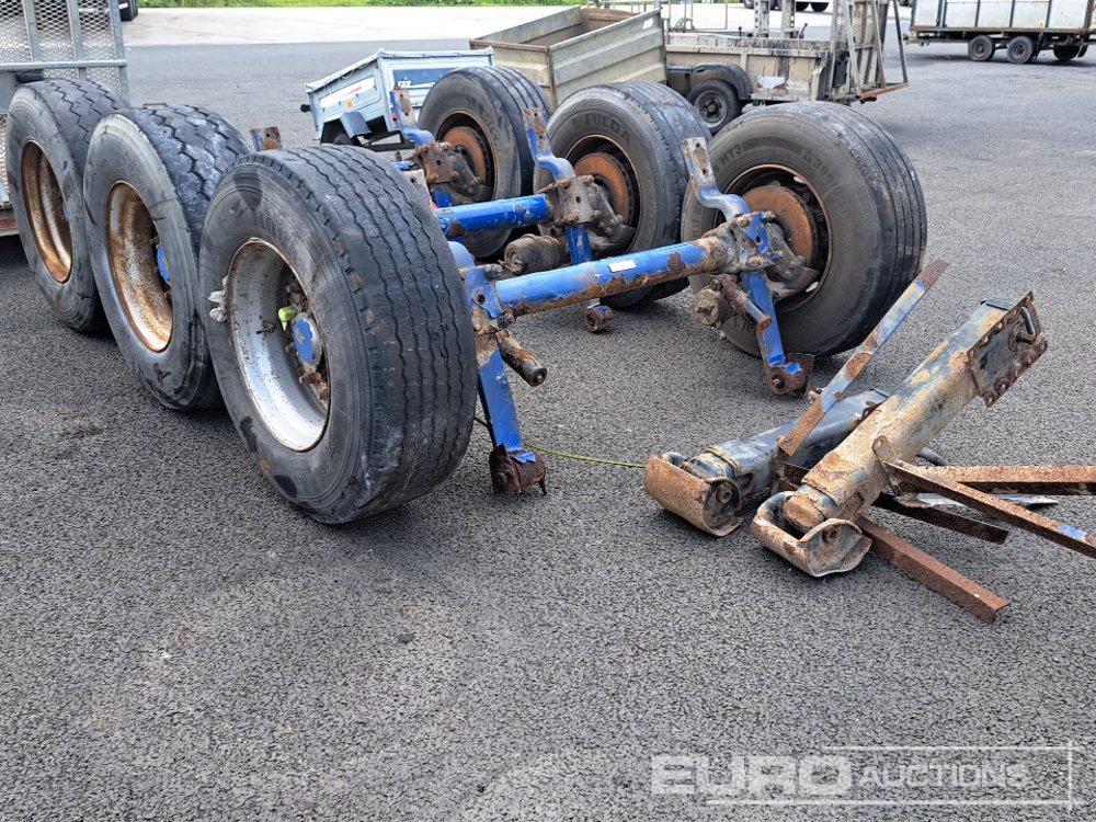 385/65R22.5 Wheels & Axle, Jack Legs (4 of) - Pneu: foto 1 385/65R22.5 Wheels & Axle, Jack Legs (4 of) - Pneu: foto 1