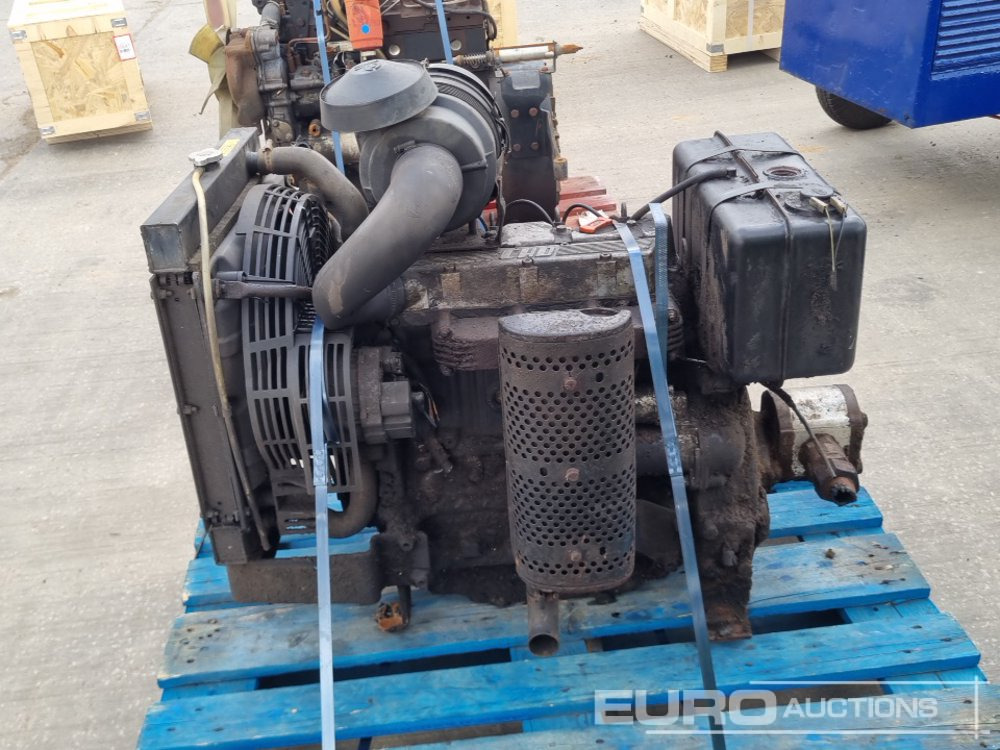 4 Cylinder Engine - Motor: foto 2 4 Cylinder Engine - Motor: foto 2