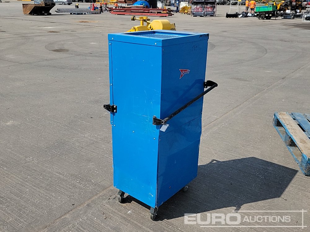 400 Volt Space Heater - Equipamento de construção: foto 1 400 Volt Space Heater - Equipamento de construção: foto 1