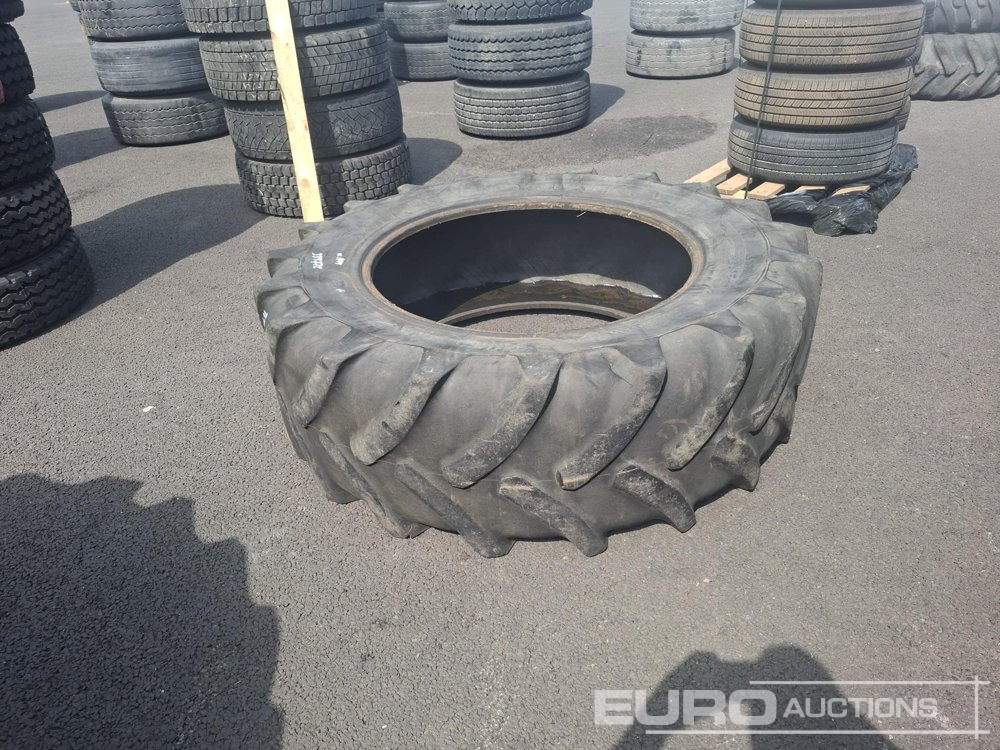 520/70R38 Tyre - Pneu: foto 3 520/70R38 Tyre - Pneu: foto 3