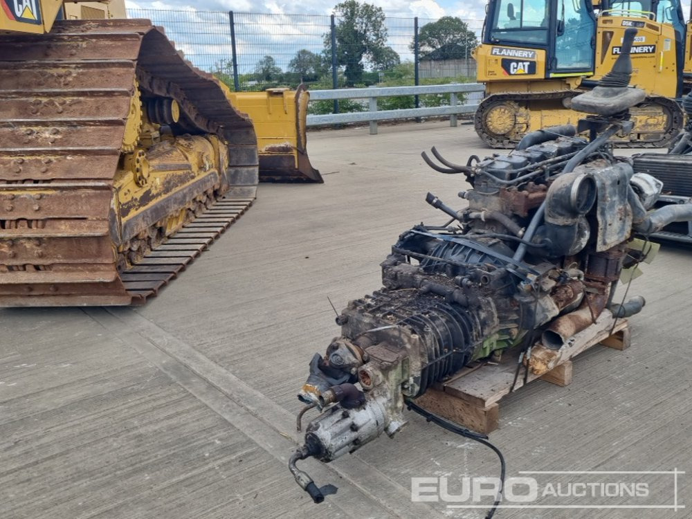 6 Cylinder Engine, Gearbox - Motor: foto 1 6 Cylinder Engine, Gearbox - Motor: foto 1