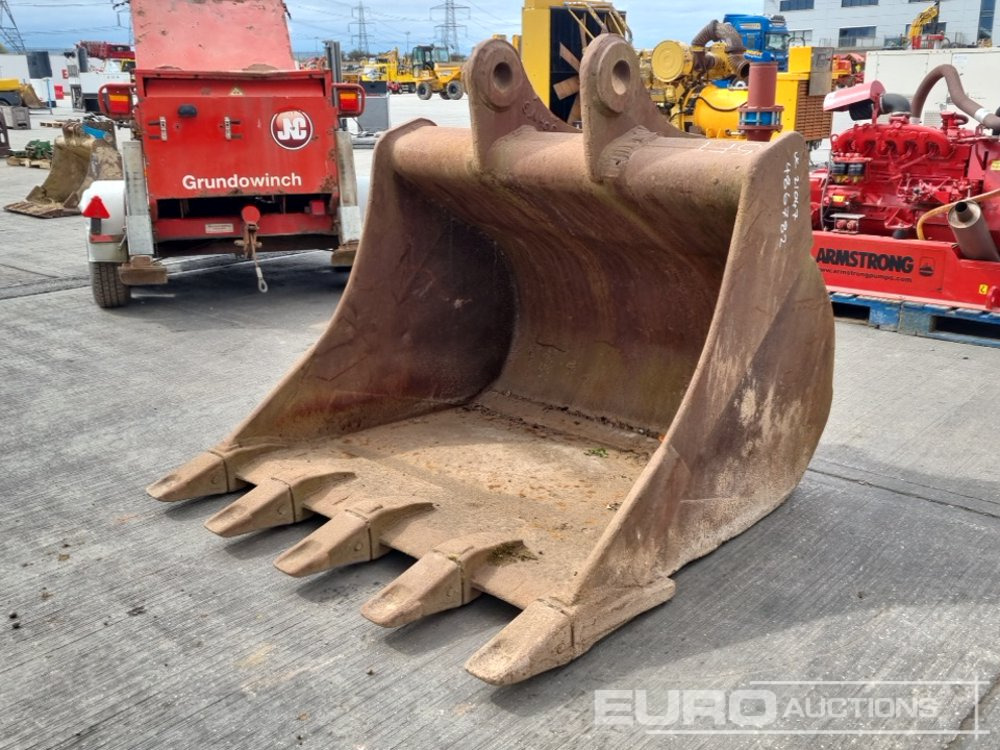 64" Digging Bucket 90mm Pin to suit 30 Ton Excavator - Balde: foto 1 64" Digging Bucket 90mm Pin to suit 30 Ton Excavator - Balde: foto 1