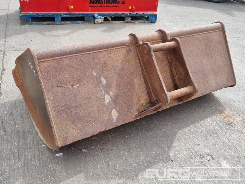 72" Ditching Bucket 55mm Pin to suit 8-10 Ton Excavator - Balde: foto 3 72" Ditching Bucket 55mm Pin to suit 8-10 Ton Excavator - Balde: foto 3