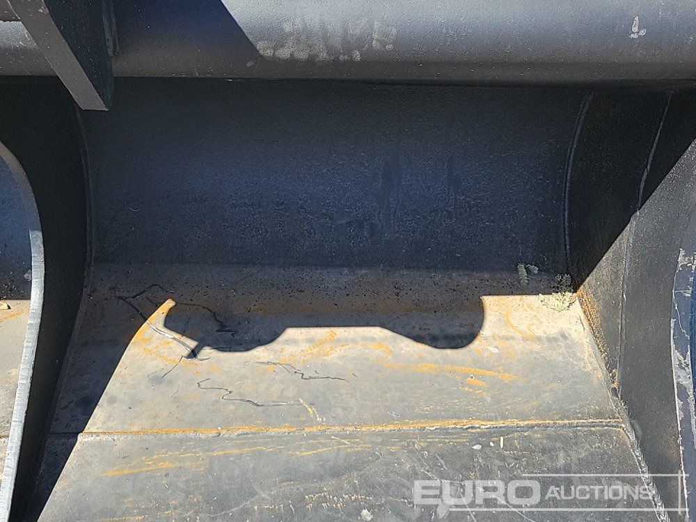 Balde novo 72" Ditching Bucket 65mm Pin to suit 13 Ton Excavator: foto 11