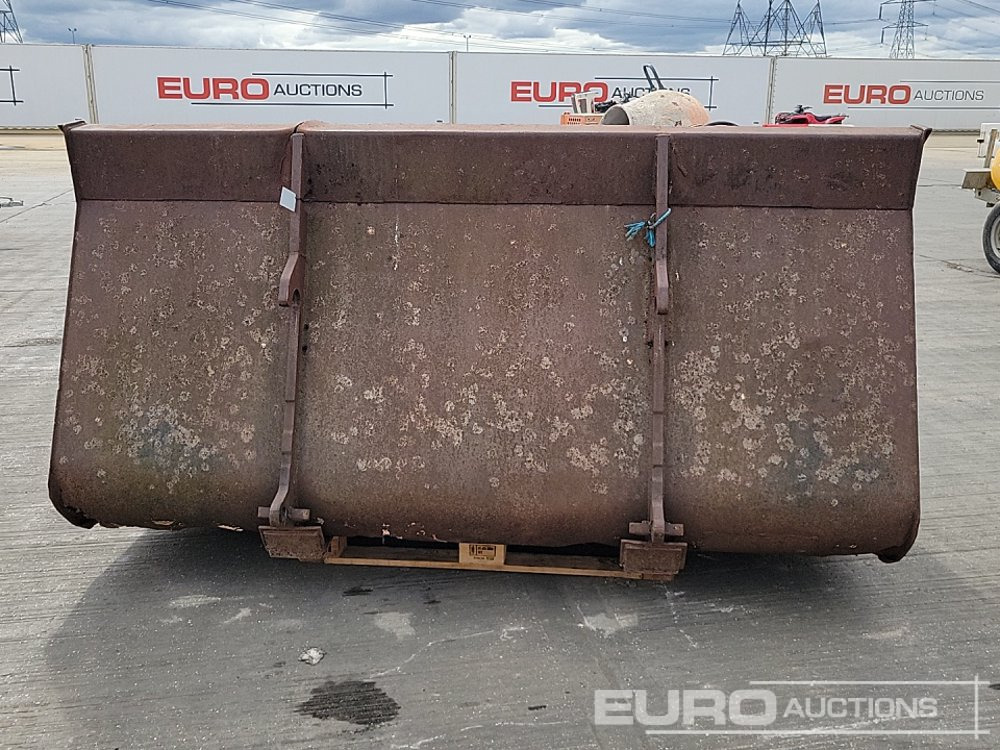 96" Loading Bucket to suit Loader - Balde: foto 4 96" Loading Bucket to suit Loader - Balde: foto 4