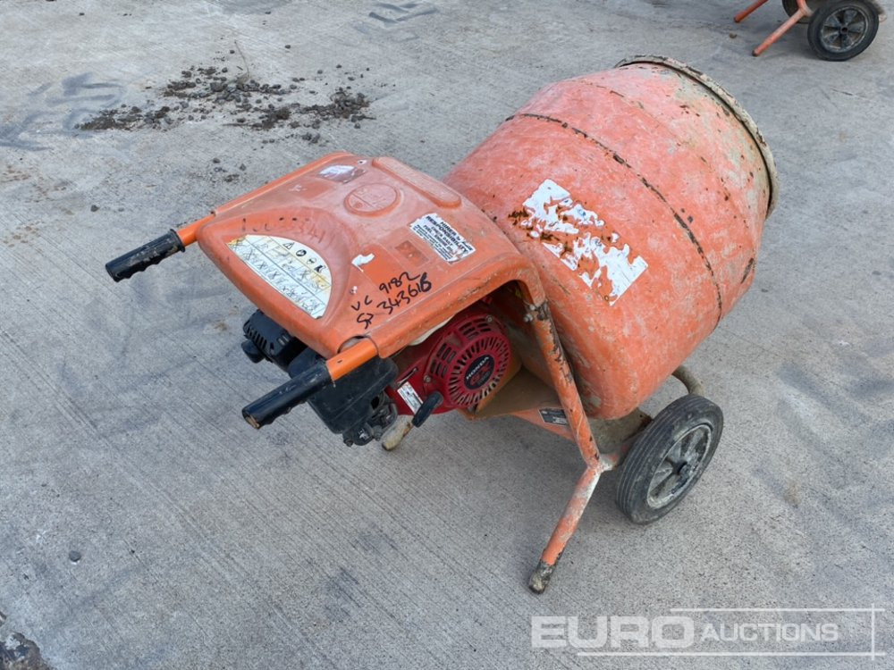 Belle Minimix 150 Petrol Cement Mixer, Honda Engine - Betoneira: foto 3 Belle Minimix 150 Petrol Cement Mixer, Honda Engine - Betoneira: foto 3