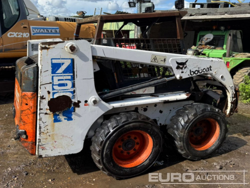 Bobcat 753 - Mini pá carregadora: foto 1 Bobcat 753 - Mini pá carregadora: foto 1