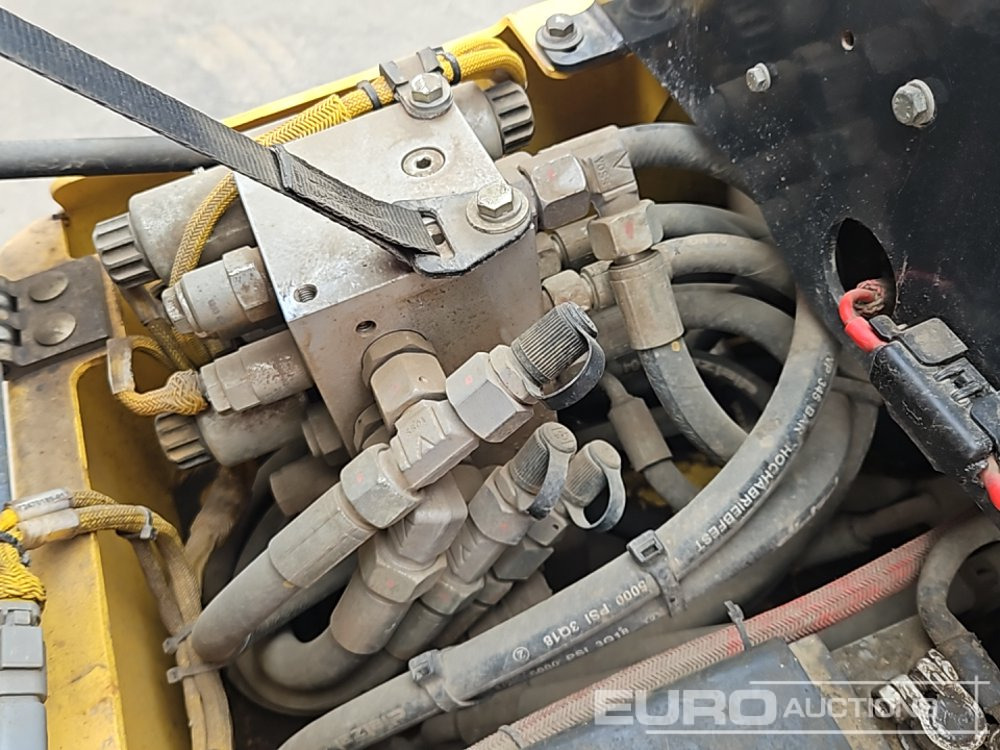 Máquina de asfalto Bomag BMP 8500: foto 28