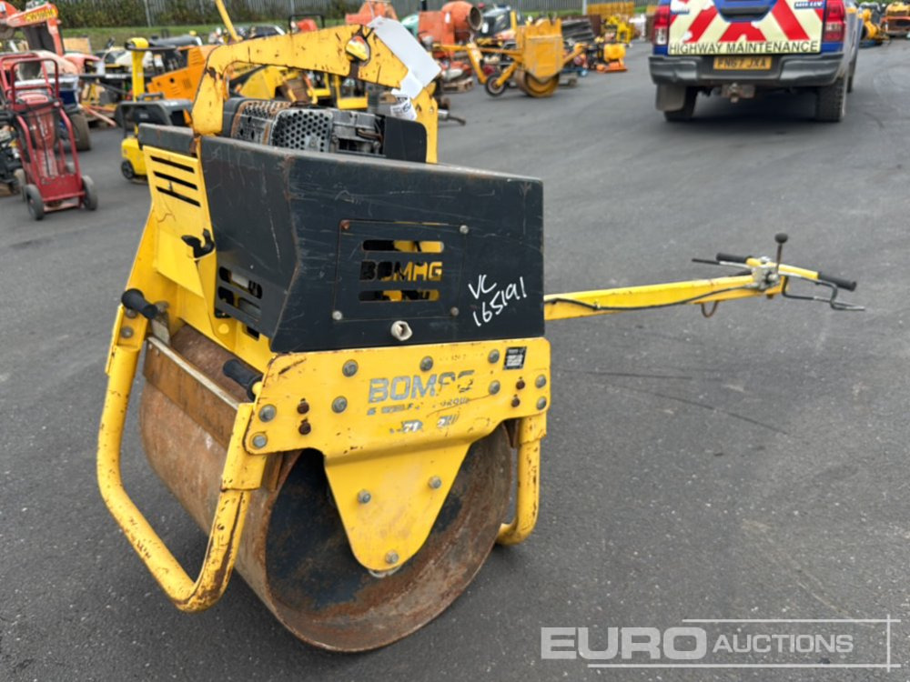 Bomag BW71E-2 - Máquina de asfalto: foto 3 Bomag BW71E-2 - Máquina de asfalto: foto 3