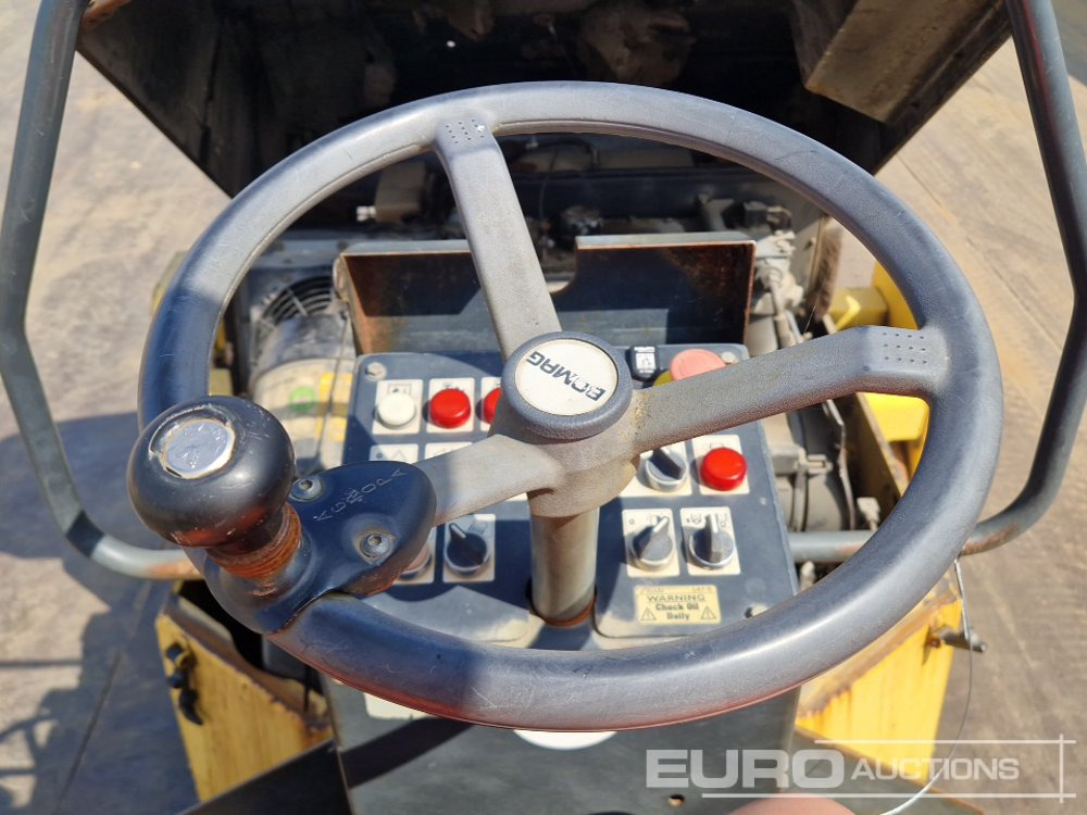 Rolo Bomag
Bomag Roller

Bomag Roller

 BW138AD: foto 32