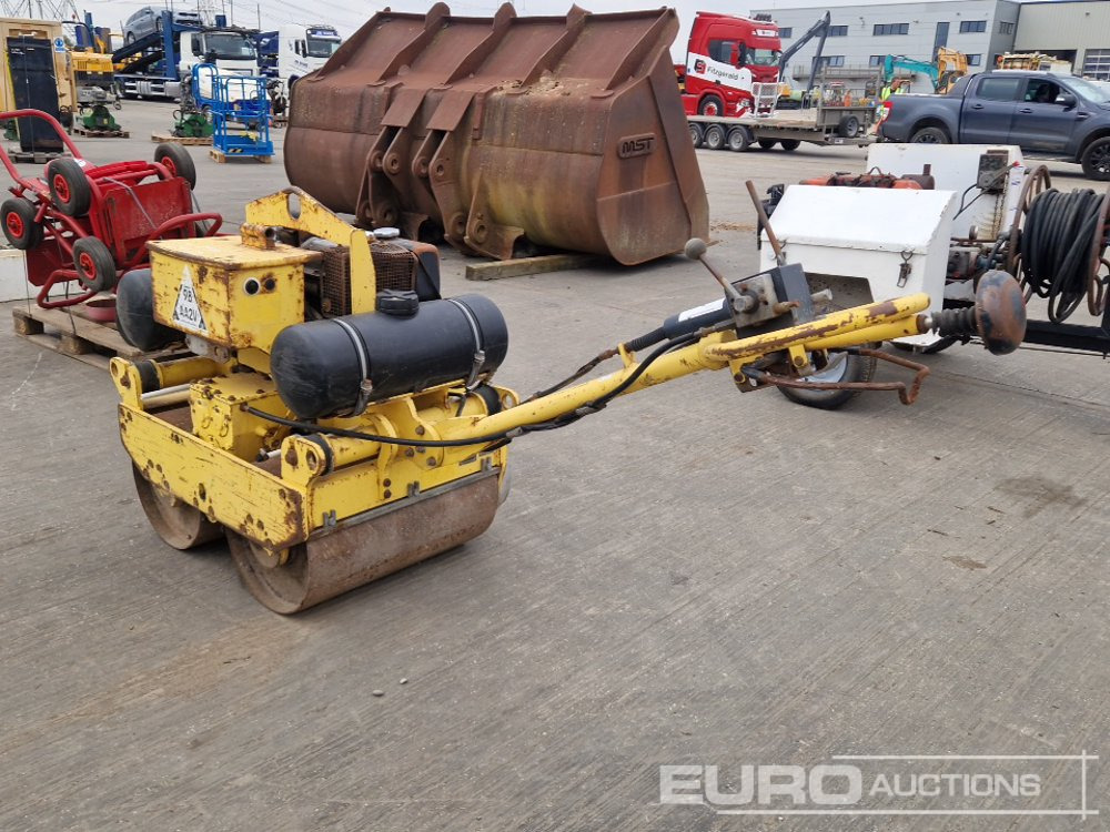 Bomag Double Drum Vibrating Pedestrian Roller - Máquina de asfalto: foto 3 Bomag Double Drum Vibrating Pedestrian Roller - Máquina de asfalto: foto 3