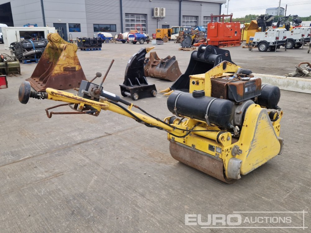 Bomag Double Drum Vibrating Pedestrian Roller - Máquina de asfalto: foto 5 Bomag Double Drum Vibrating Pedestrian Roller - Máquina de asfalto: foto 5
