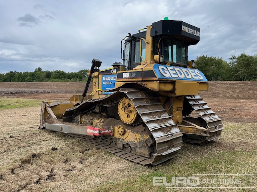 CAT D6R II LGP - Buldôzer: foto 3 CAT D6R II LGP - Buldôzer: foto 3