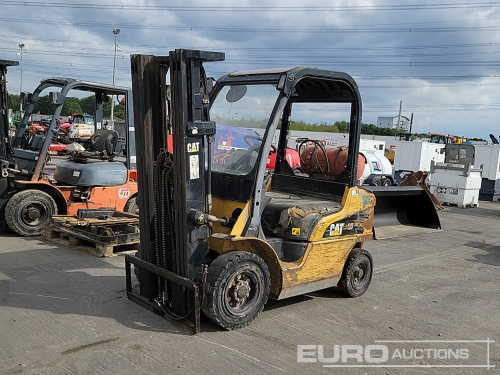 CAT GP20N - Empilhador a gás: foto 1 CAT GP20N - Empilhador a gás: foto 1