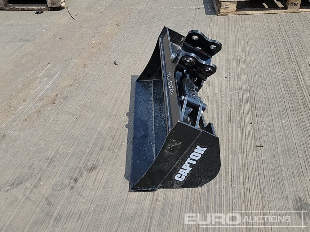 Captok 32" Hydraulic Tilting Bucket 25mm Pin to suit Mini Excavator - Balde: foto 2 Captok 32" Hydraulic Tilting Bucket 25mm Pin to suit Mini Excavator - Balde: foto 2