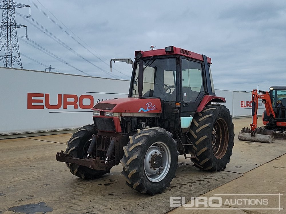 Case 4WD Tractor, Front Linkage, 2 Spool Valve - Trator: foto 1 Case 4WD Tractor, Front Linkage, 2 Spool Valve - Trator: foto 1