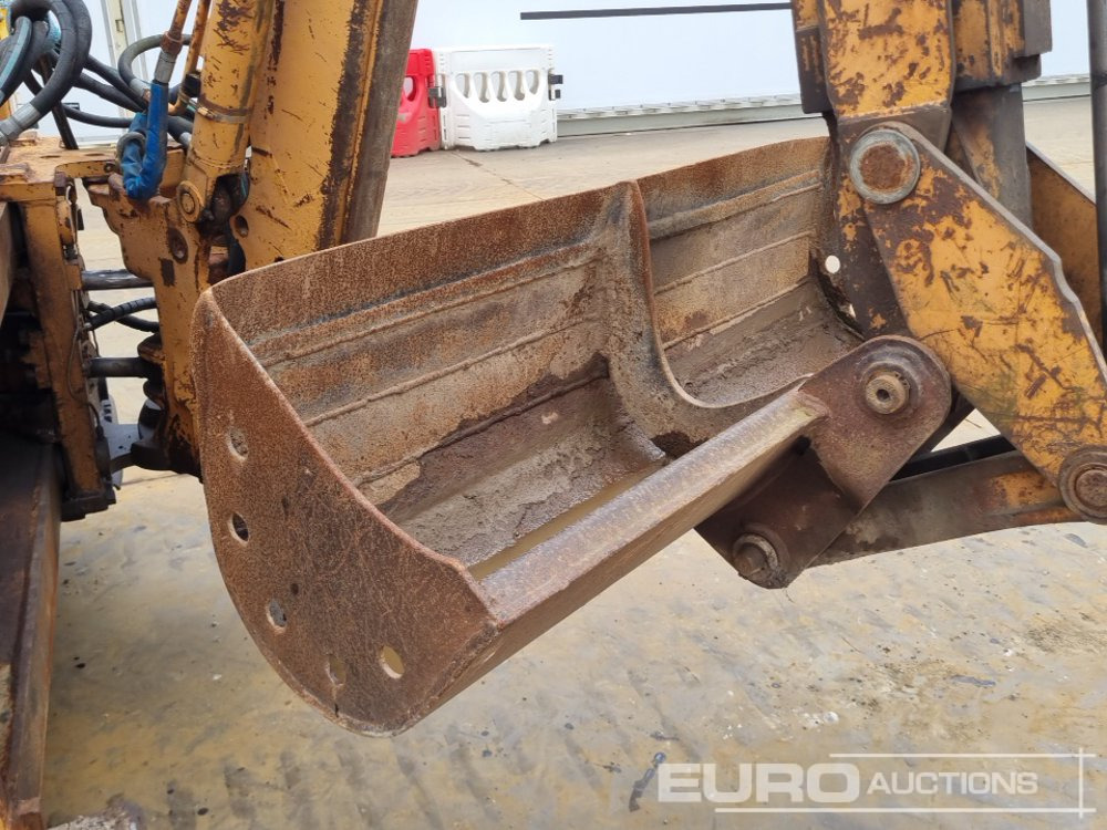 Retroescavadeira Case 580G: foto 15