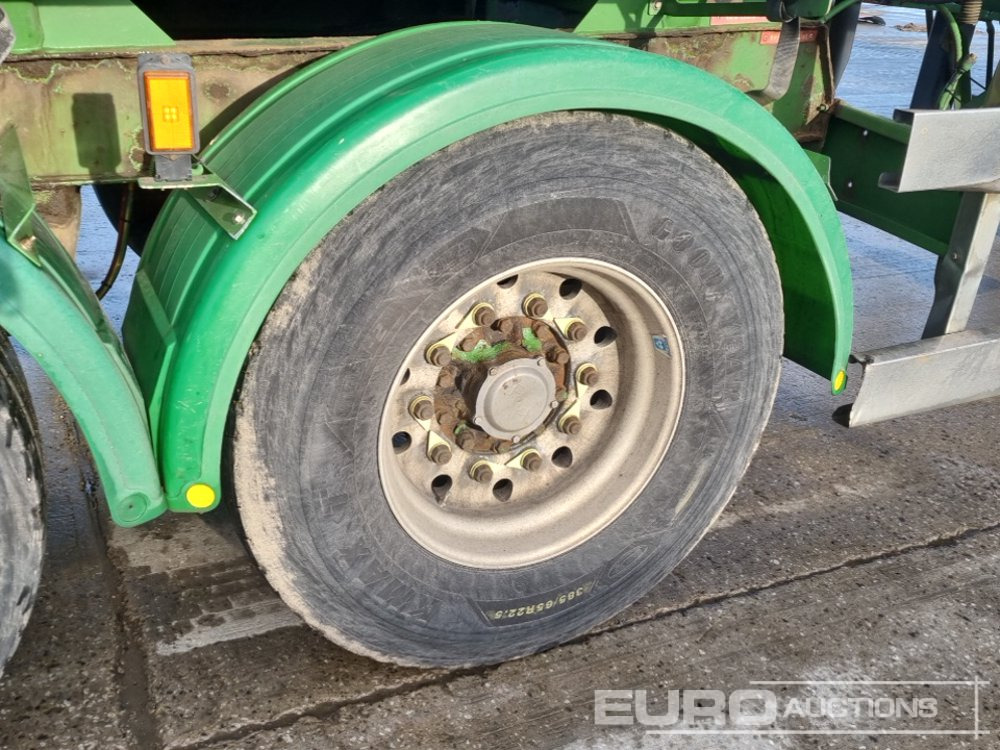 Semi-reboque cisterna Clayton Tri Axle Stainless Steel Tanker Trailer, Front Lift Axle: foto 14