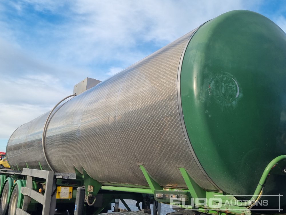 Semi-reboque cisterna Clayton Tri Axle Stainless Steel Tanker Trailer, Front Lift Axle: foto 22