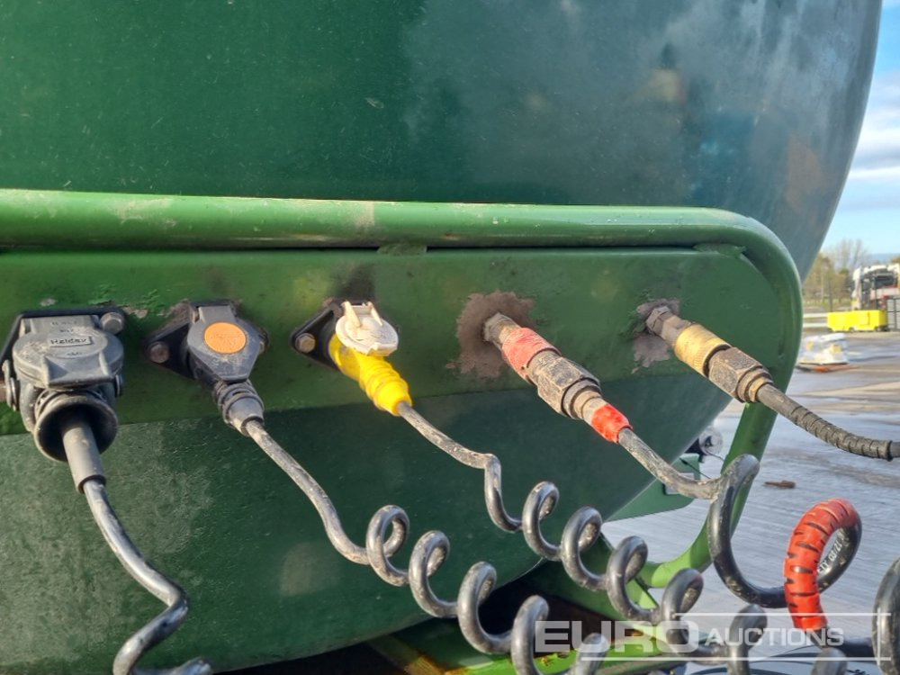 Semi-reboque cisterna Clayton Tri Axle Stainless Steel Tanker Trailer, Front Lift Axle: foto 24