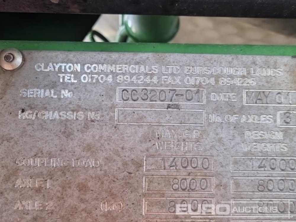 Semi-reboque cisterna Clayton Tri Axle Stainless Steel Tanker Trailer, Front Lift Axle: foto 42