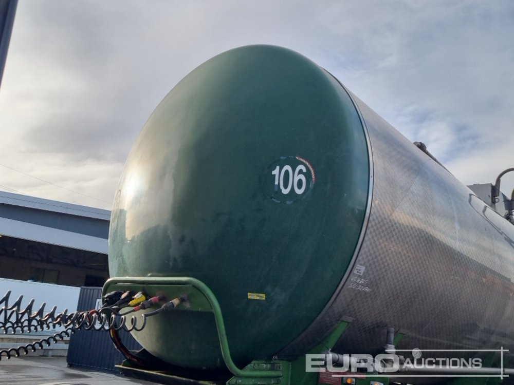 Semi-reboque cisterna Clayton Tri Axle Stainless Steel Tanker Trailer, Front Lift Axle: foto 36