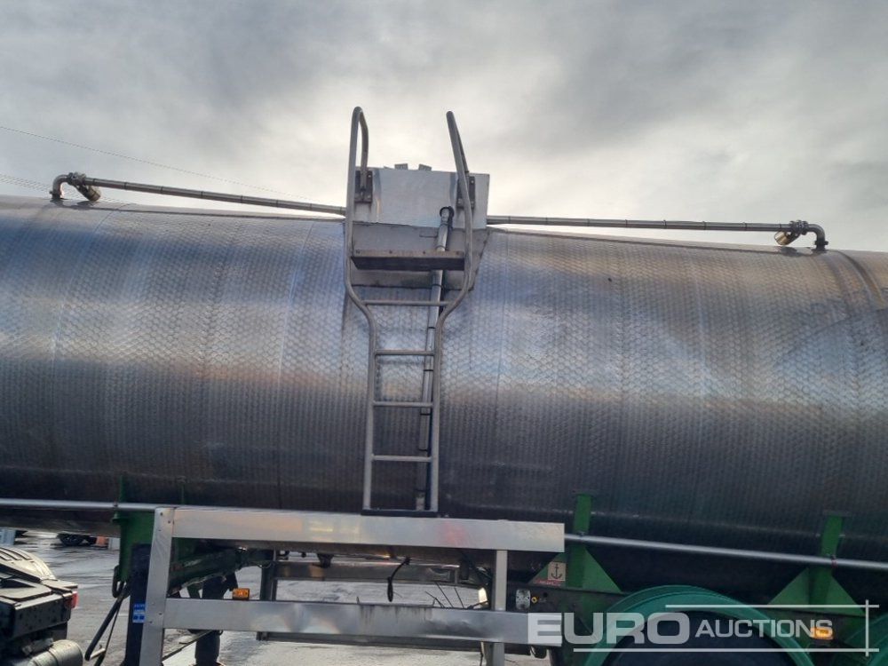 Semi-reboque cisterna Clayton Tri Axle Stainless Steel Tanker Trailer, Front Lift Axle: foto 29