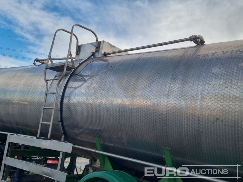 Semi-reboque cisterna Clayton Tri Axle Stainless Steel Tanker Trailer, Front Lift Axle: foto 28