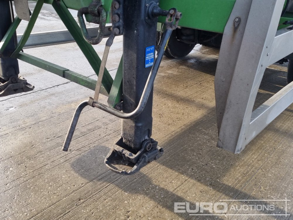 Semi-reboque cisterna Clayton Tri Axle Stainless Steel Tanker Trailer, Front Lift Axle: foto 32