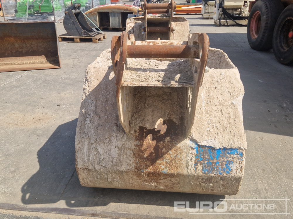 Concrete Pouring Bucket 65mm Pin to suit 13 Ton Excavator - Balde: foto 4 Concrete Pouring Bucket 65mm Pin to suit 13 Ton Excavator - Balde: foto 4