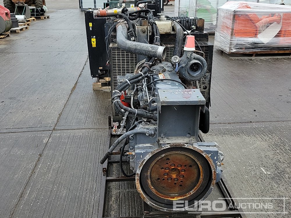 Cummins 6 Cylinder Enginne - Motor: foto 4 Cummins 6 Cylinder Enginne - Motor: foto 4