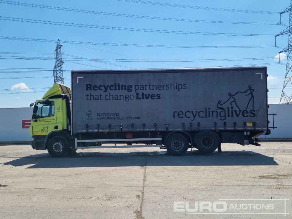 DAF CF75.310 - Camião de lona: foto 2 DAF CF75.310 - Camião de lona: foto 2