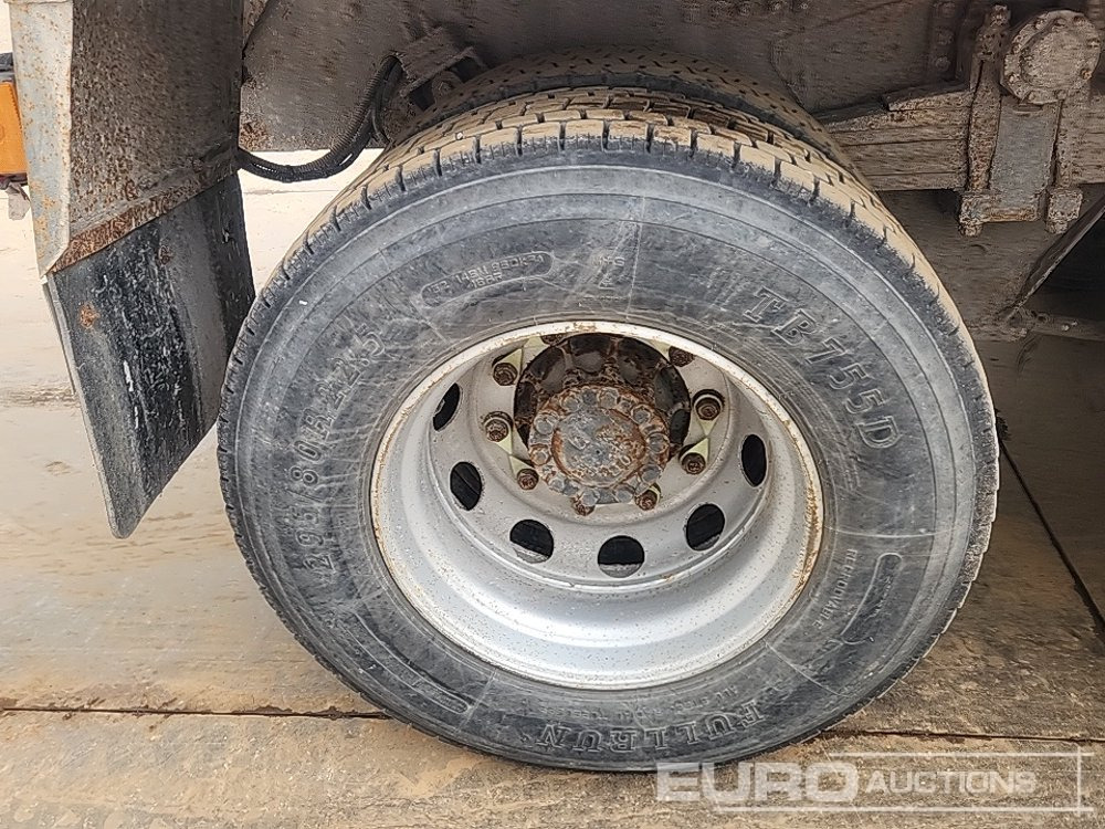 Camião basculante DAF CF75 310: foto 12