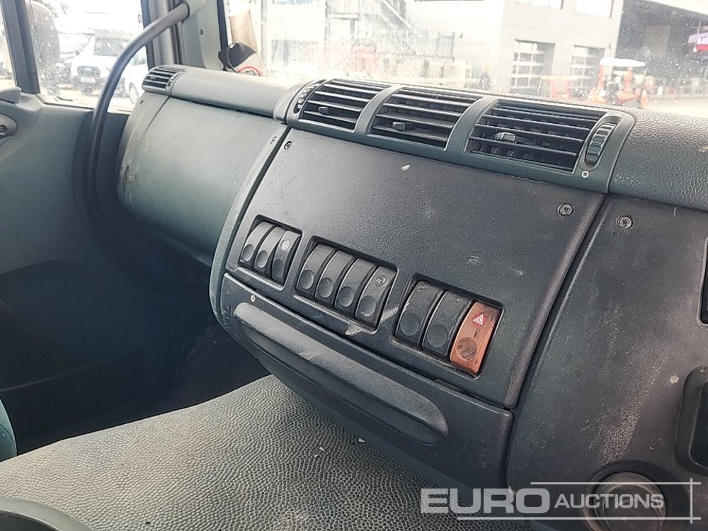 Camião basculante DAF CF75 310: foto 44