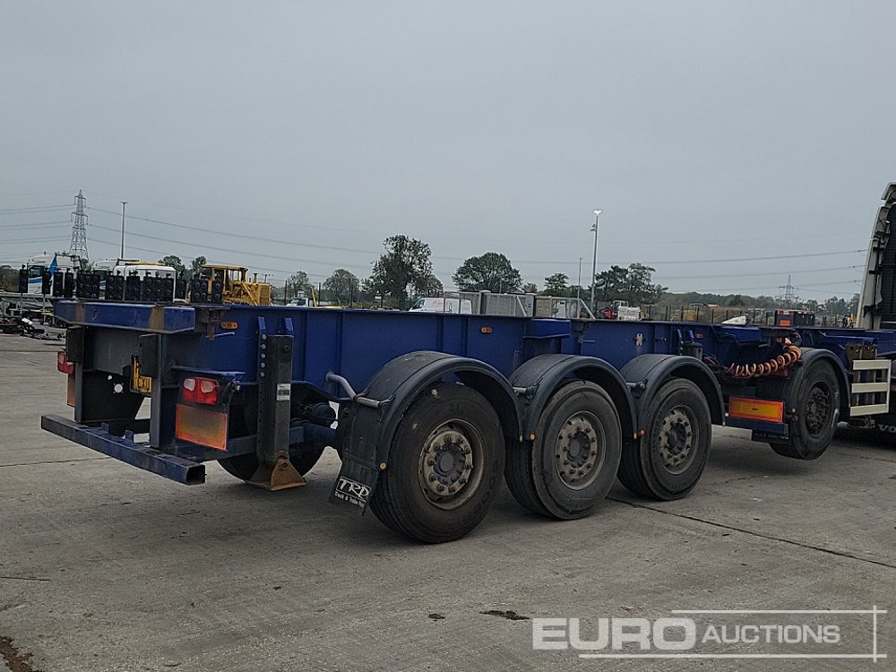 Dennison Trailers 4 Axle 40' Skeleton Trailer, Front Lift Axle, Twist Locks - Semi-reboque plataforma/ Caixa aberta: foto 5 Dennison Trailers 4 Axle 40' Skeleton Trailer, Front Lift Axle, Twist Locks - Semi-reboque plataforma/ Caixa aberta: foto 5