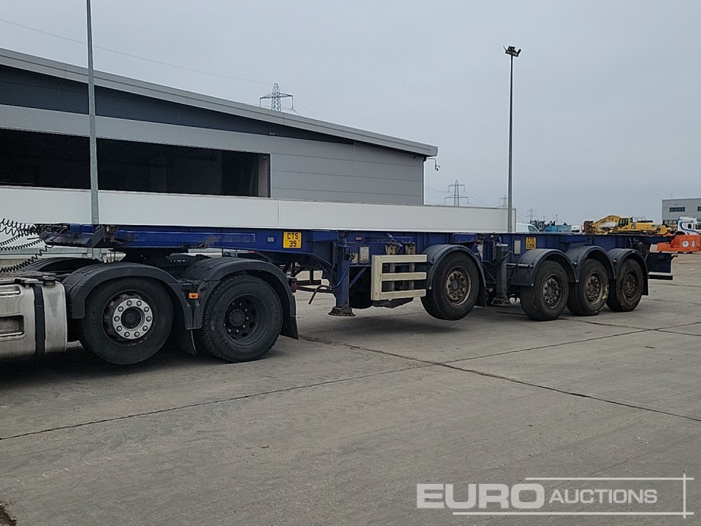 Dennison Trailers 4 Axle 40' Skeleton Trailer, Front Lift Axle, Twist Locks - Semi-reboque plataforma/ Caixa aberta: foto 1 Dennison Trailers 4 Axle 40' Skeleton Trailer, Front Lift Axle, Twist Locks - Semi-reboque plataforma/ Caixa aberta: foto 1